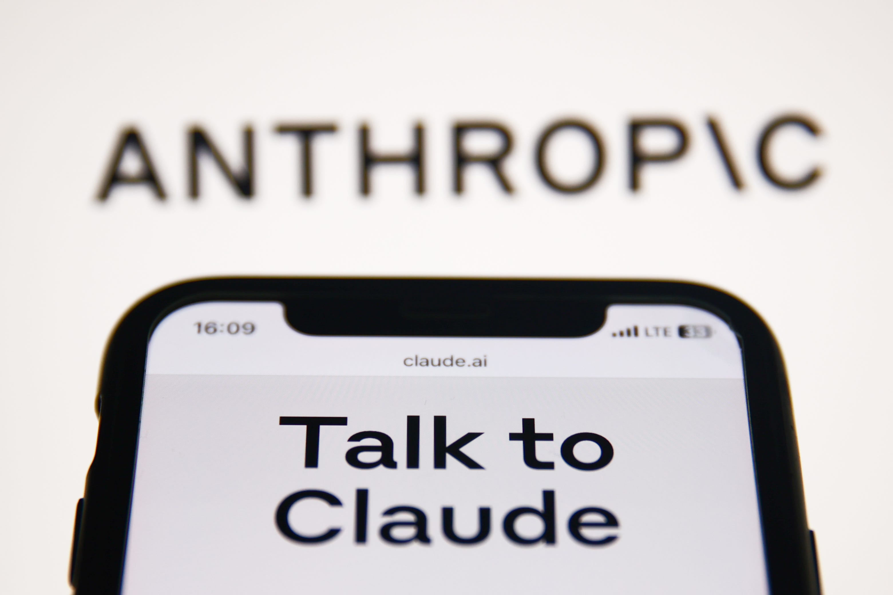 anthropic talk to claude